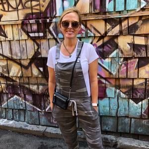 Meet your Posher, Becky